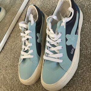 golf converse baby blue and navy size 6